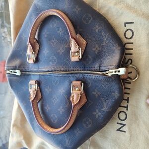 Louis Vuitton Brown Monogram Round Bag  Bandouliere 30. WITHOUT A STRAP.